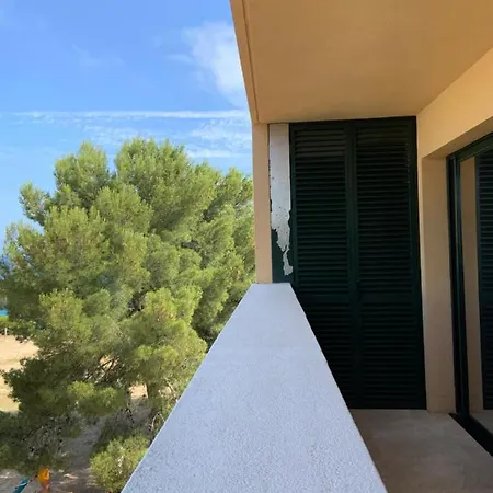 Triplex El Faro * Торредембарра