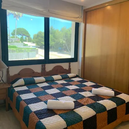 Triplex El Faro Торредембарра