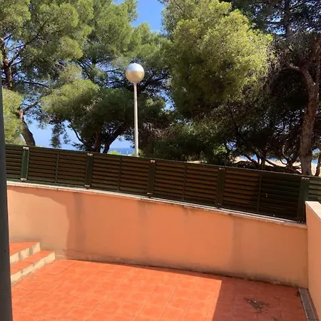 Triplex El Faro Торредембарра